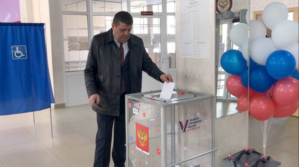 Новости Ингушетии: Глава администрации Малгобека следит за ходом выборов Президента России