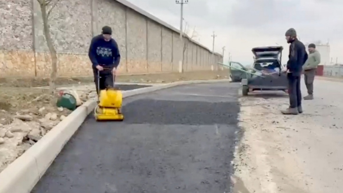 В  Назрани Ингушетии ежедневно трудятся над благоустройством территорий