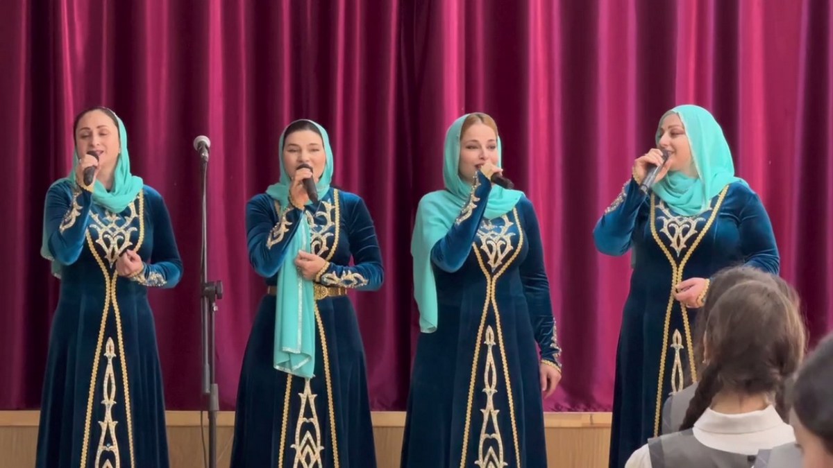 Артисты Госфилармонии Ингушетии выступили перед школьниками Назрани