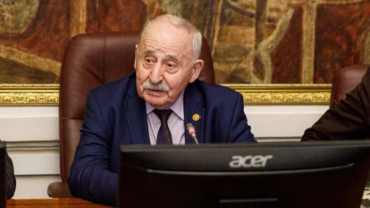 Студенты из Ингушетии встретились в МГЮА с Иссой Костоевым