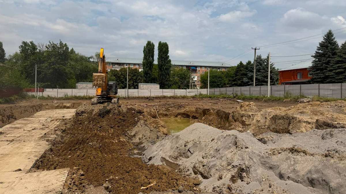 В Малгобеке готовят котлован под здание новой музыкальной школы