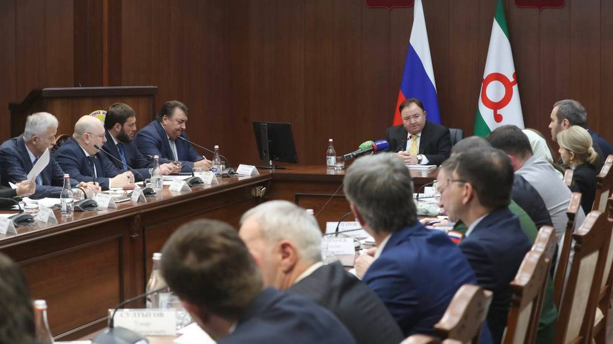 Глава Ингушетии провел расширенное заседание правительства