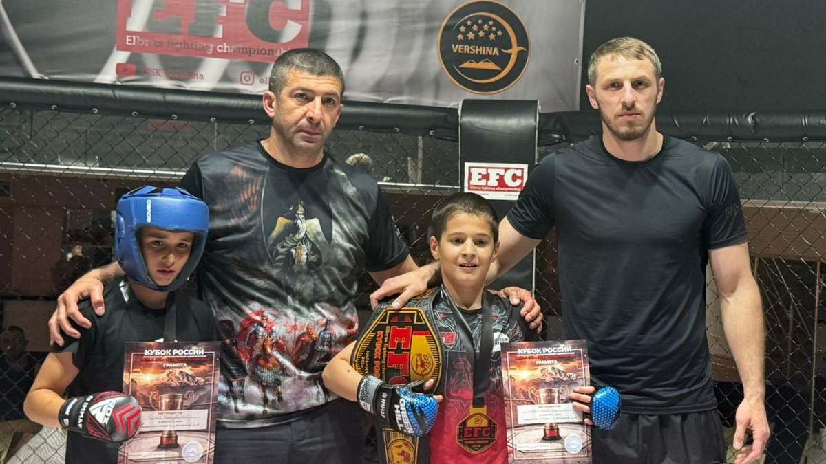 Спортсмены из Долаково успешно выступили на Кубке России EFC MMA