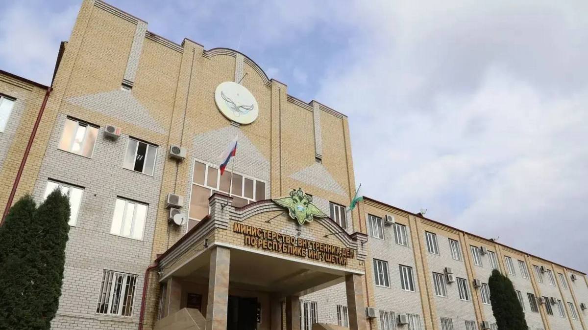Со школьниками Назрани провели профилактическую встречу