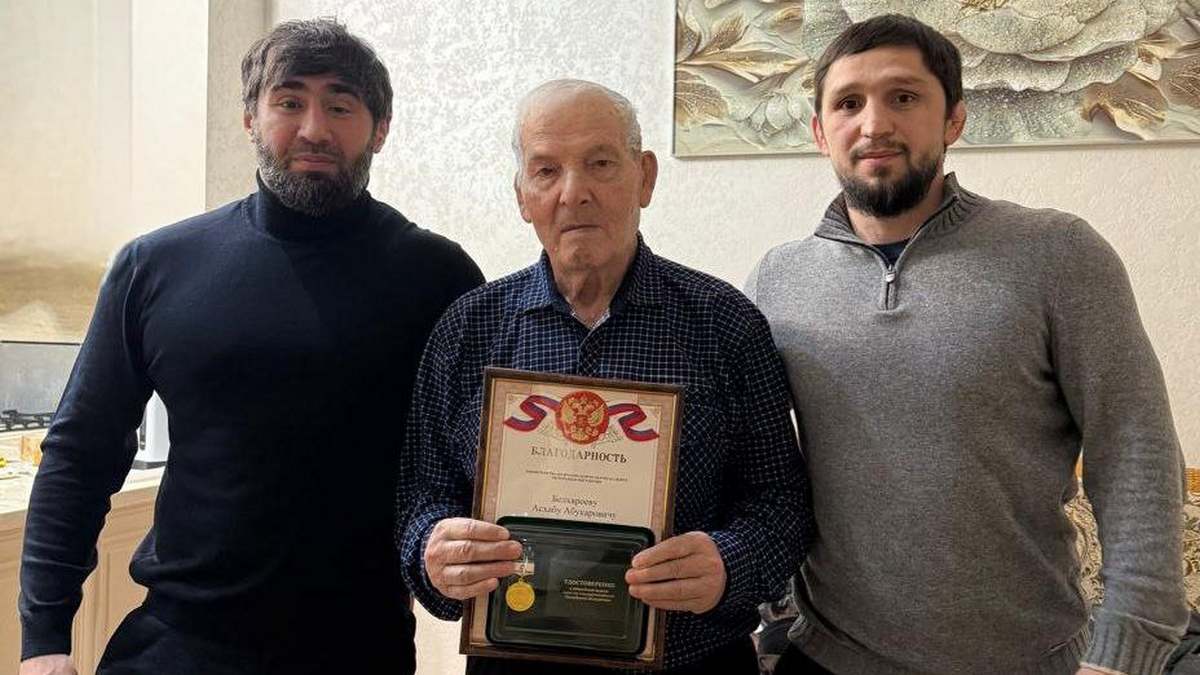 В Ингушетии отметили заслуги легендарного тренера по греко-римской борьбе