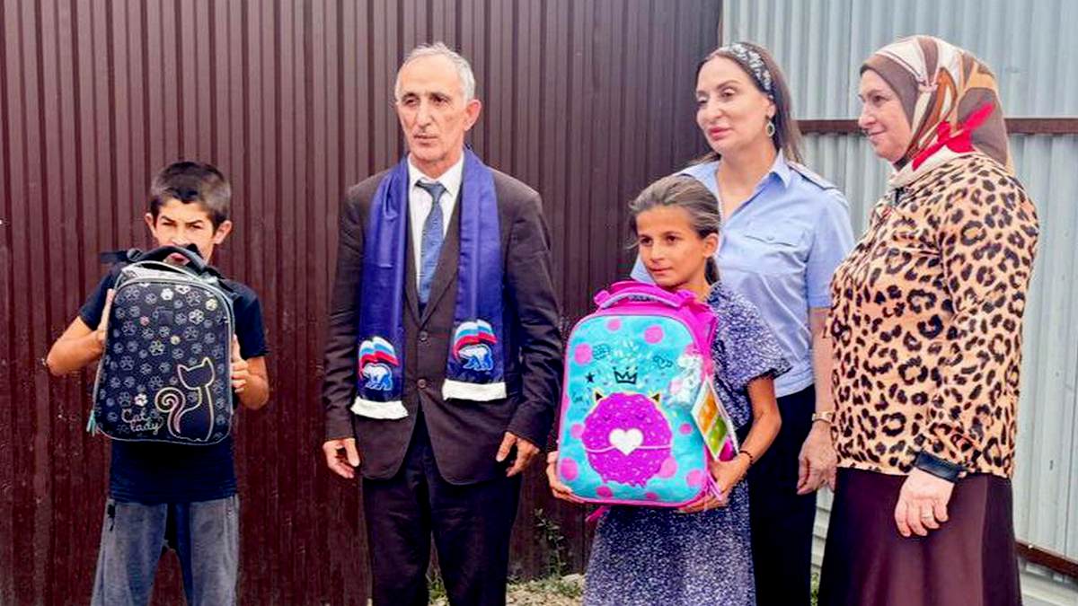 Новости Ингушетии: В Карабулаке прошла благотворительная акция для школьников