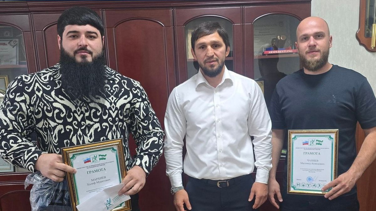 Ингушский атлет Халиф Патиев установил абсолютный рекорд России по силе хвата