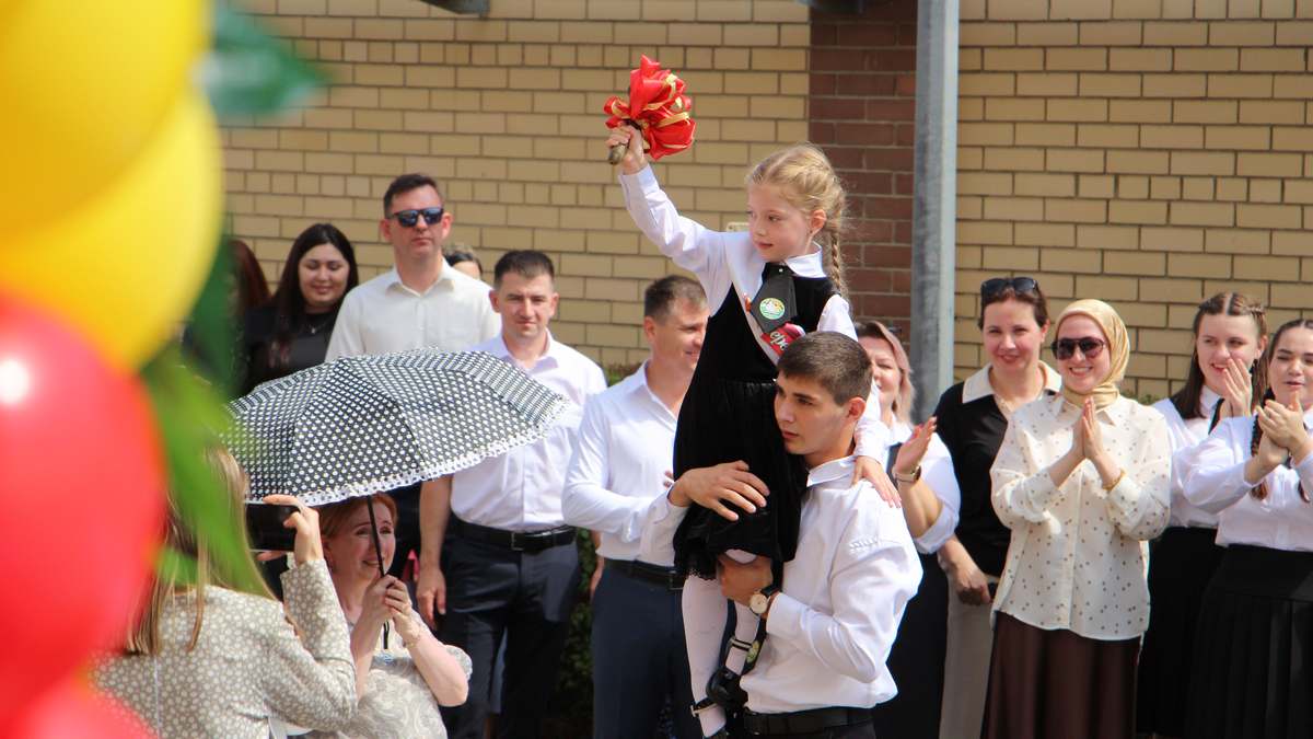 Новости Ингушетии: СОШ - Детский сад №1 города Магаса встретил своих воспитанников в День знаний