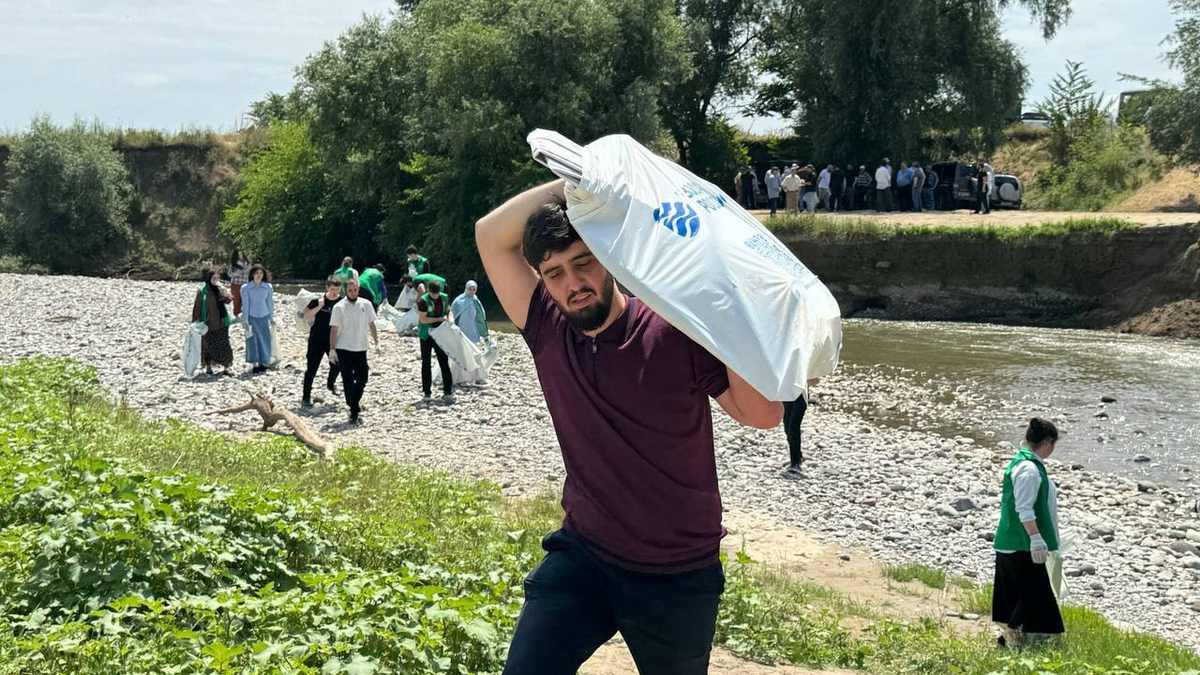 В Ингушетии прошел масштабный субботник по очистке реки Сунжа