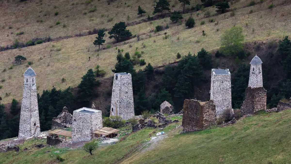 В Ингушетии прокуратура требует отреставрировать башенный комплекс Хамхи