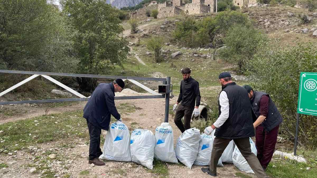 Новости Ингушетии: На территории башенного комплекса Эгикал прошел субботник