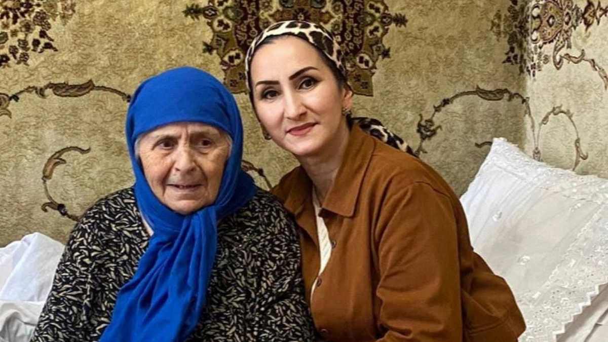 Администрация Сунженского района Ингушетии поздравила  пожилых жителей