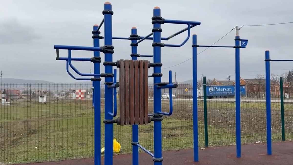 Новости Ингушетии: Единороссы оценили состояние спортплощадок Карабулака