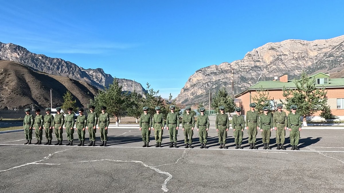 Пограничное управление ФСБ по Ингушетии проводило в запас военнослужащих
