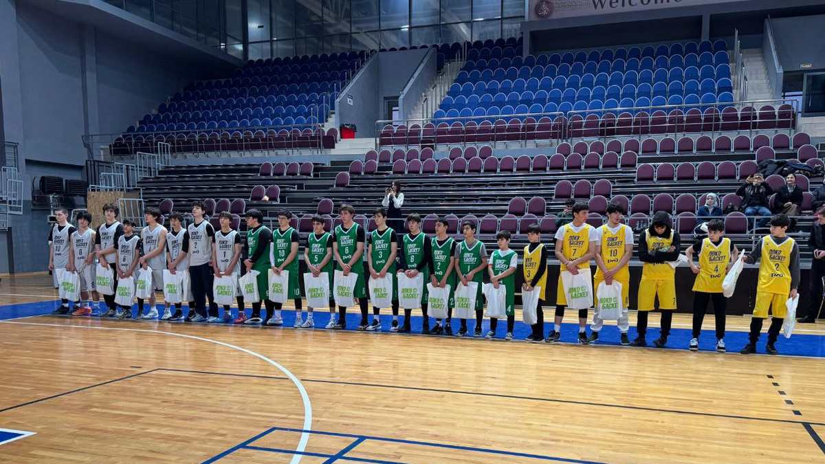 В Ингушетии определили лучшие баскетбольные команды среди школьников