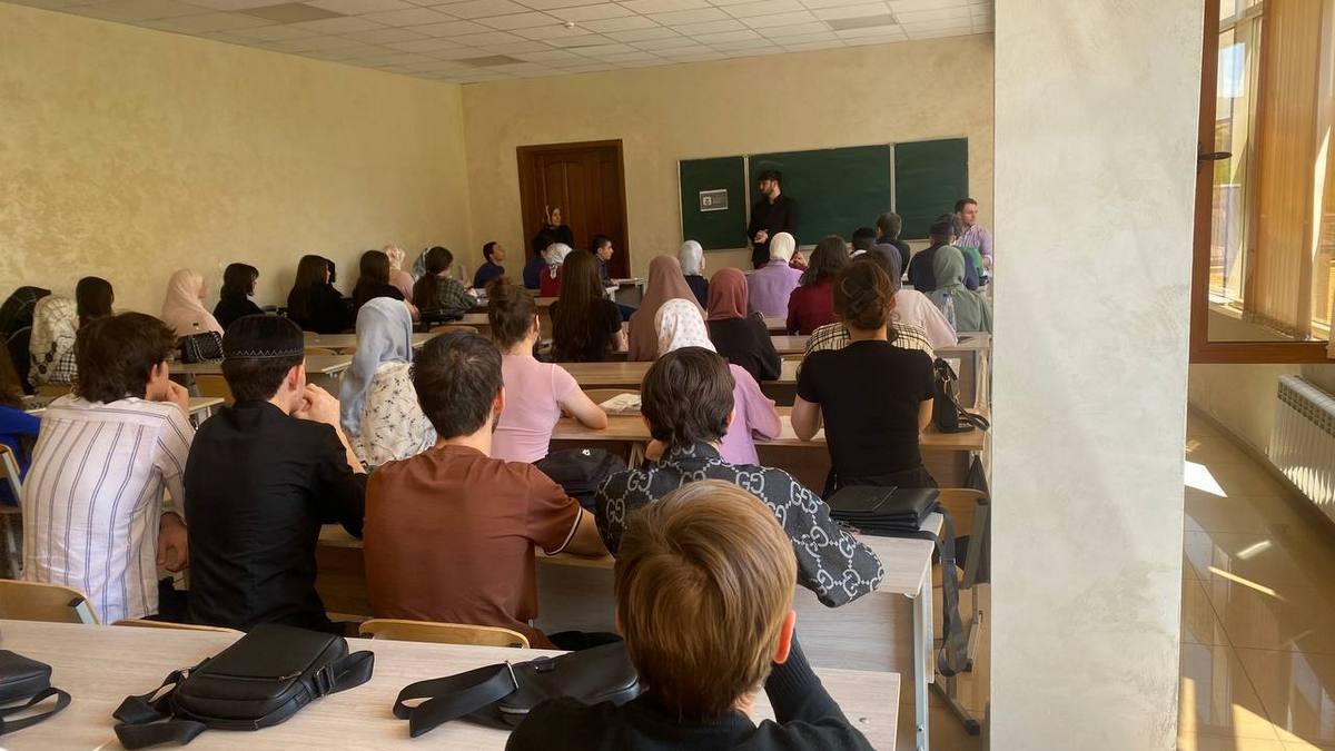 Студентов из Магаса привлекают к общественной работе