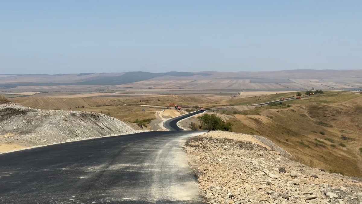 Мэр Сунжи Ингушетии проверил ход работ трассы от Сунжи до Малгобека