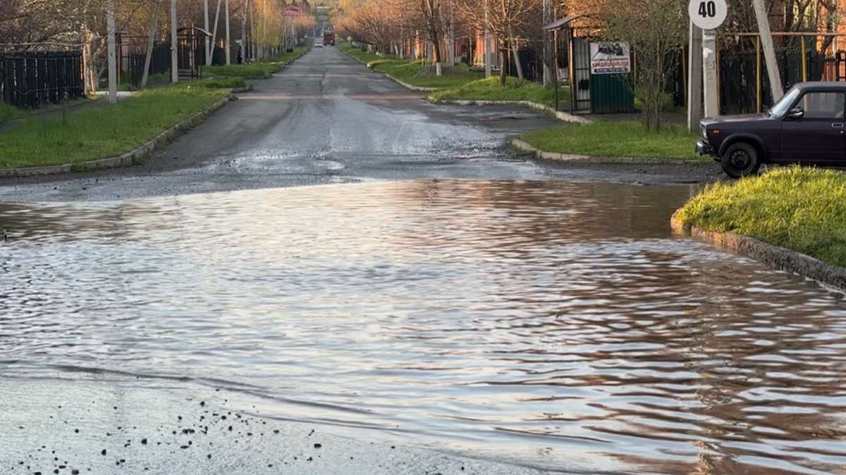 В Малгобеке устраняют последствия ливневого дождя