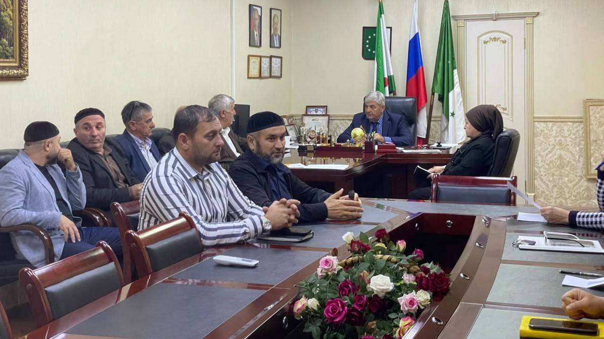 В Малгобекском районе прошло совещание по вопросам ЖКХ и предпринимательства