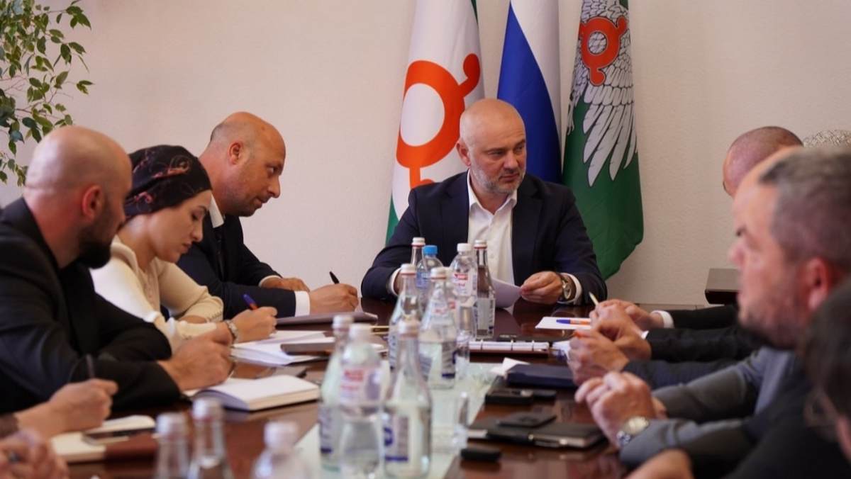 В Назрани местные власти помогли горожанам с решением ряда вопросов