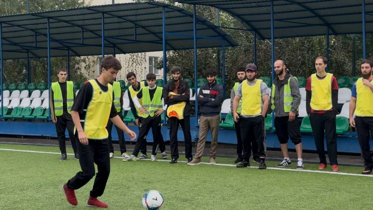 В Магасе провели футбольный турнир-викторину