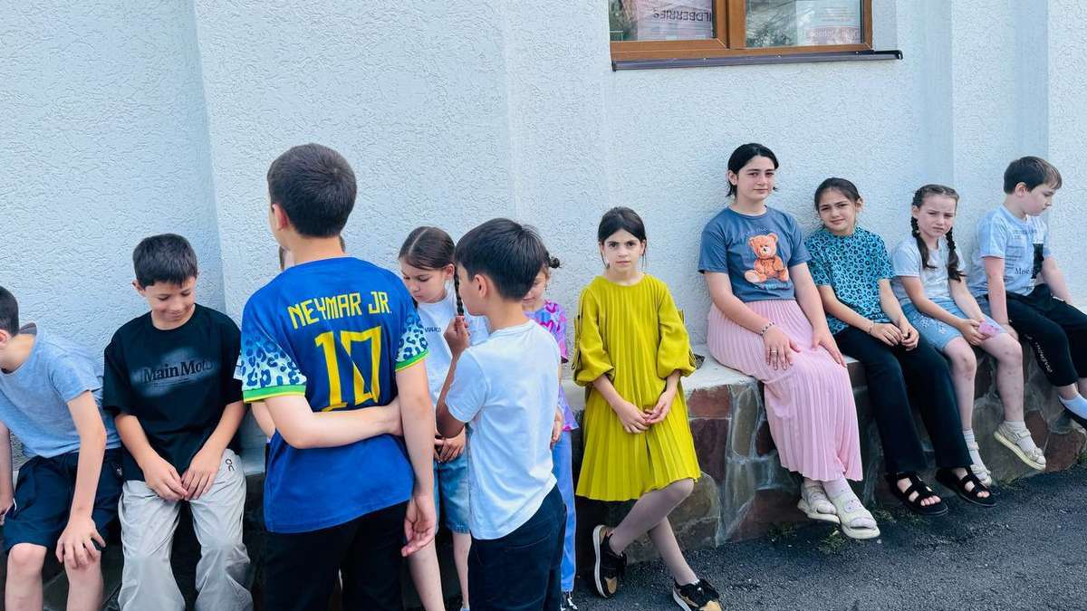 В Малгобеке проверили организацию летнего отдыха в пришкольном лагере