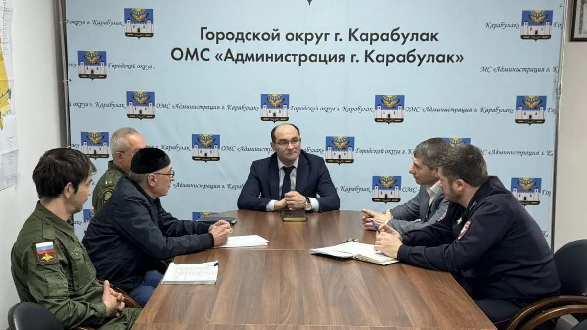 В Карабулаке вопрос призыва юношей в армию взят на особый контроль