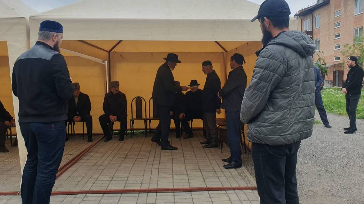 Новости Ингушетии: В Ингушетии похоронили двоих военнослужащих, погибших в зоне СВО