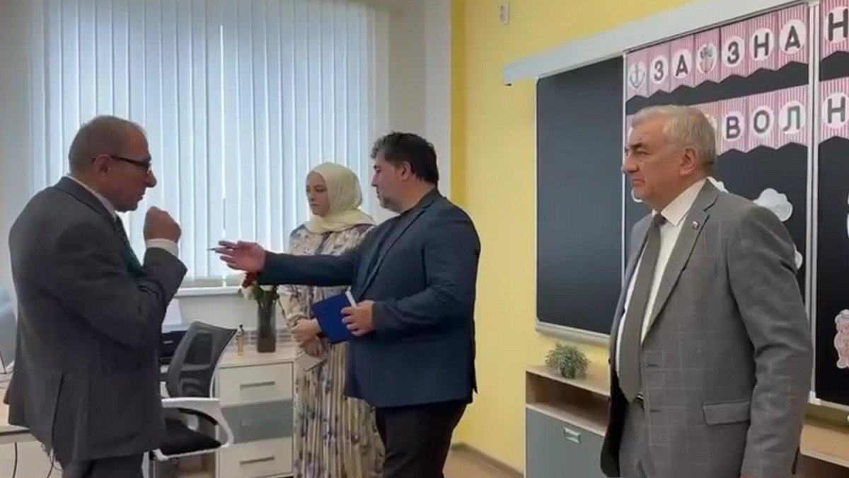 Новости Ингушетии: Единороссы Ингушетии проверили готовность школ Назрани к учебному году