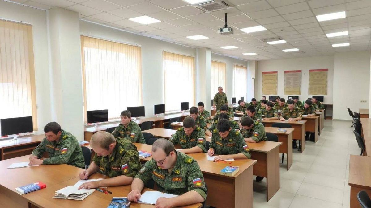 Выпускники ВУЦ ИнгГУ получат военные билеты и будут зачислены в запас
