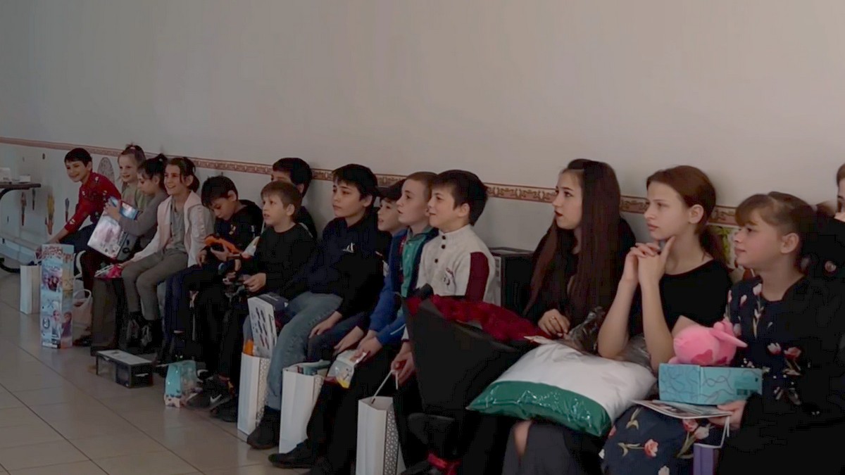 Новости Ингушетии: Молодежь Ингушетии порадовала воспитанников Троицкой школы-интерната