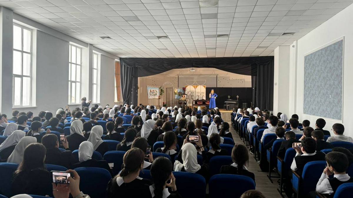 Спектакль «Ханума» подарил школьникам Назрани встречу с настоящим искусством