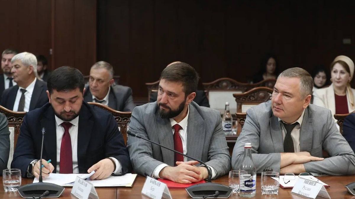 В Ингушетии запланировано более сотни мероприятий ко Дню флага России