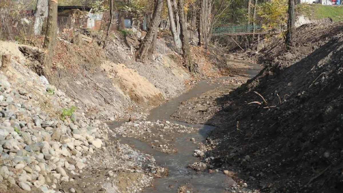 В Ингушетии продолжается расчистка русла реки Яндырка