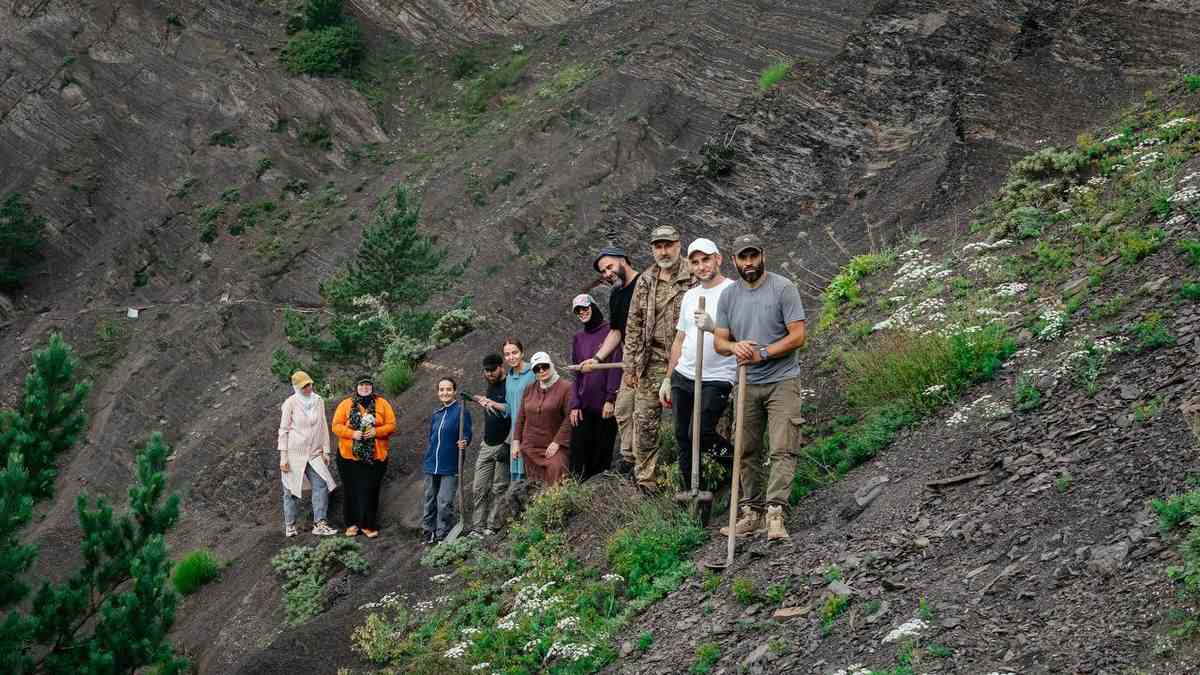 У башенного комплекса «Шин энгар гӏала» прошла экологическая акция