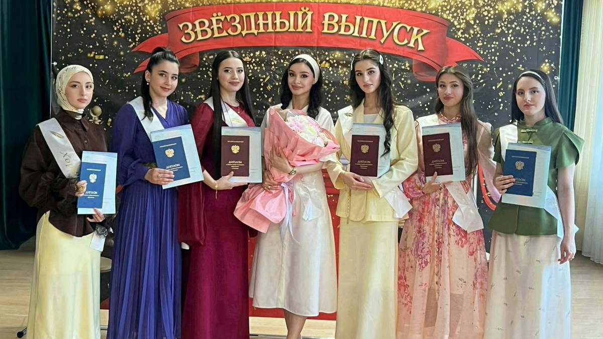В Государственном колледже искусств Ингушетии вручили дипломы выпускникам