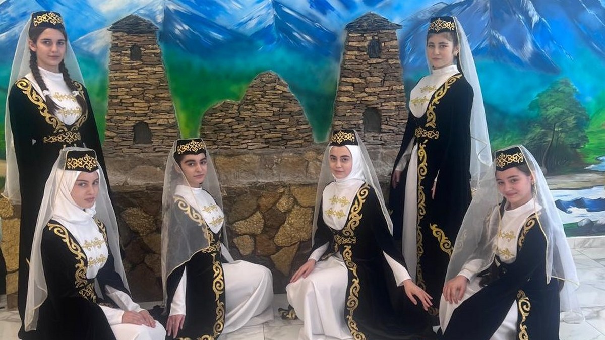 Новости Ингушетии: Юные артисты театра «Сийг» покорили зрителей яркими выступлениями