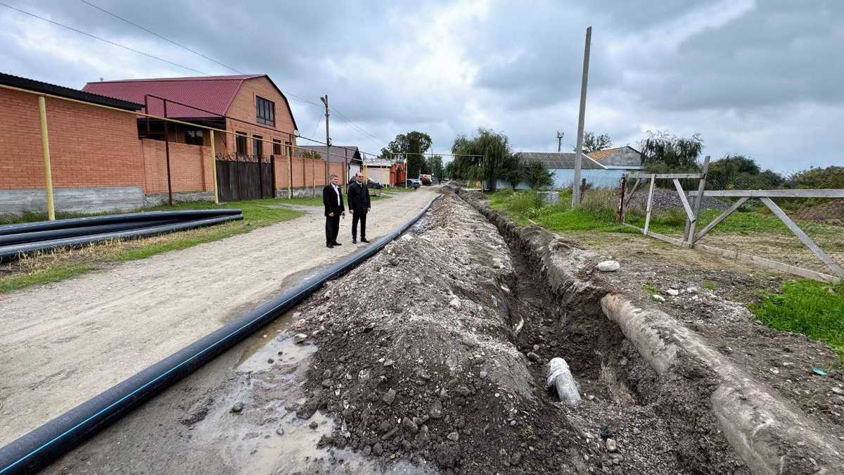 Власти Карабулака контролируют замену водопроводных сетей на 17 улицах