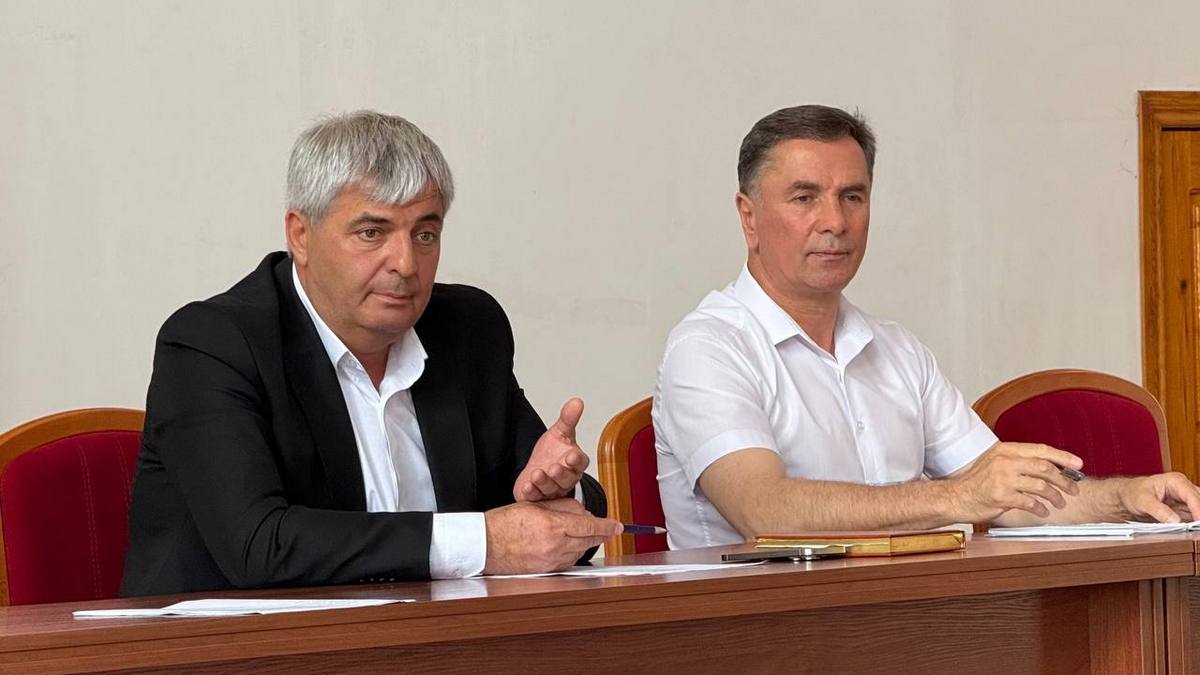 В Малгобекском районе готовят дороги к новому учебному году