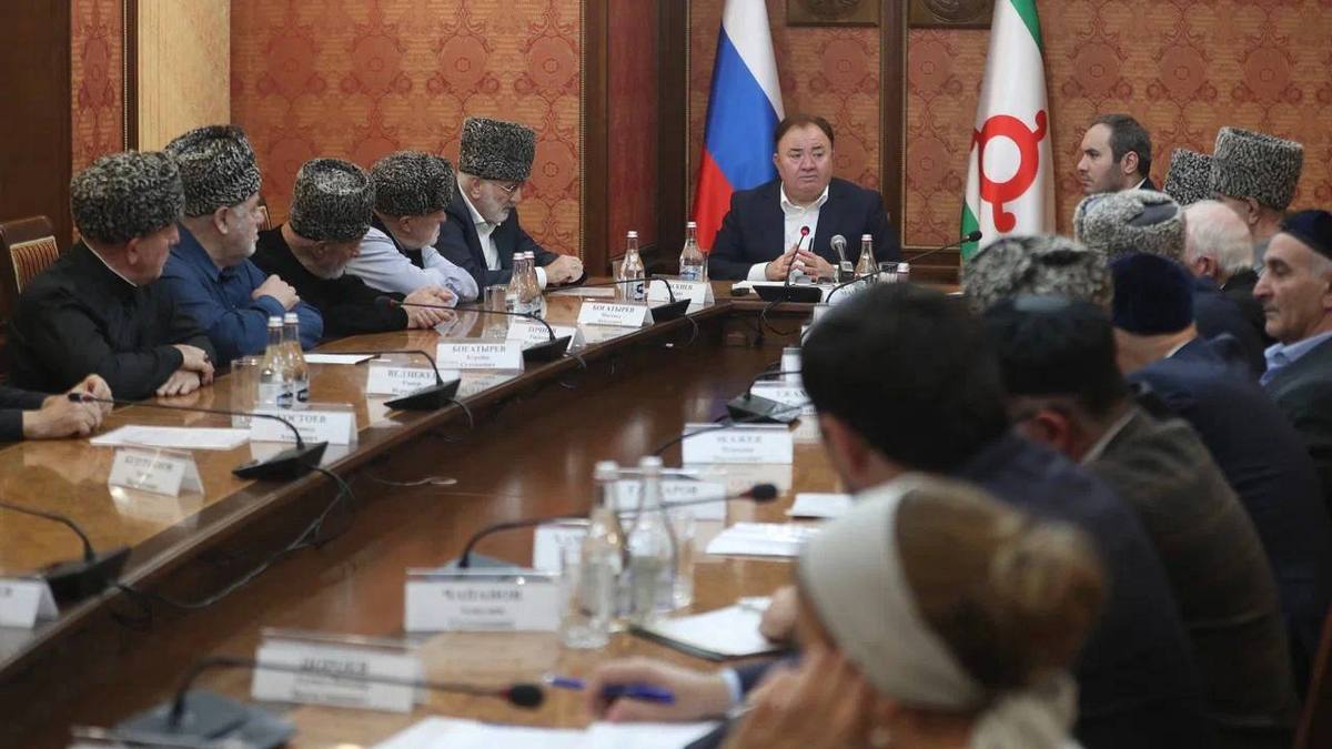 Глава Ингушетии встретился с Советом старейшин