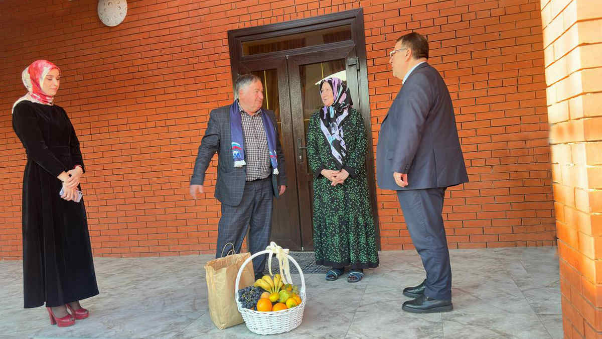 Новости Ингушетии: Специалисты фонда «Защитники Отечества» Ингушетии навестили пожилых людей