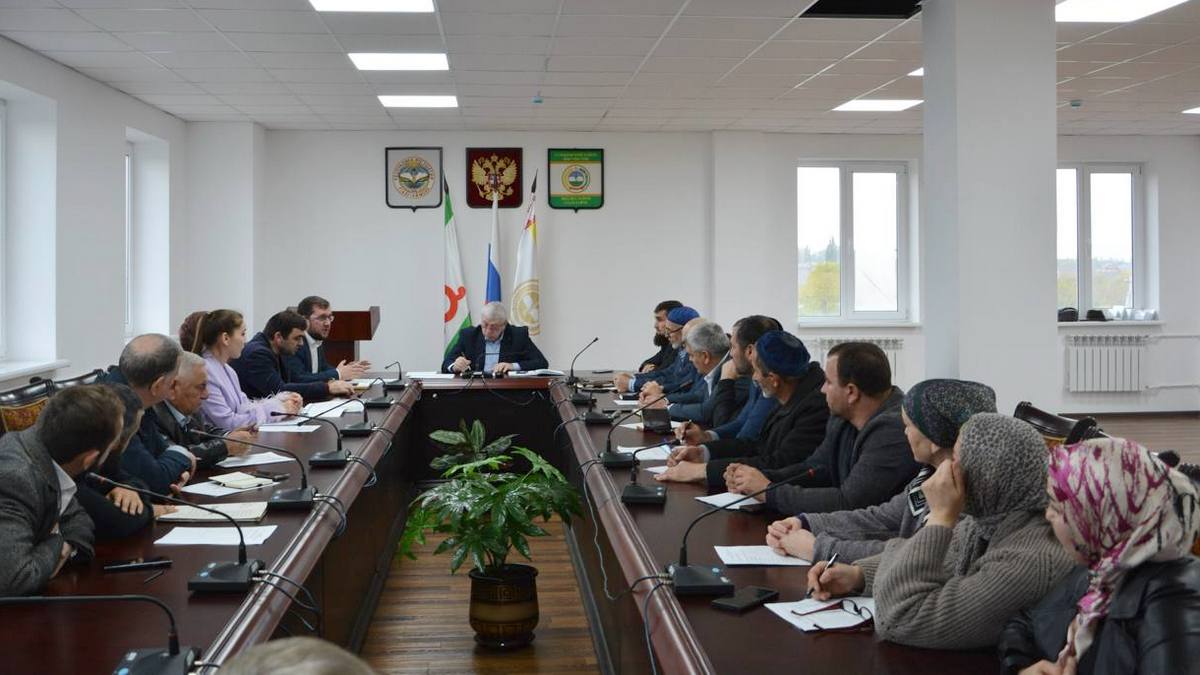 Новости Ингушетии: Власти Сунженского района приняли важные решения на плановом совещании