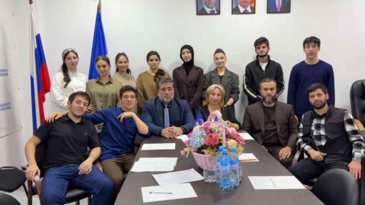 Новости Ингушетии: В Ингушетии почитают поэзию Сергея Есенина