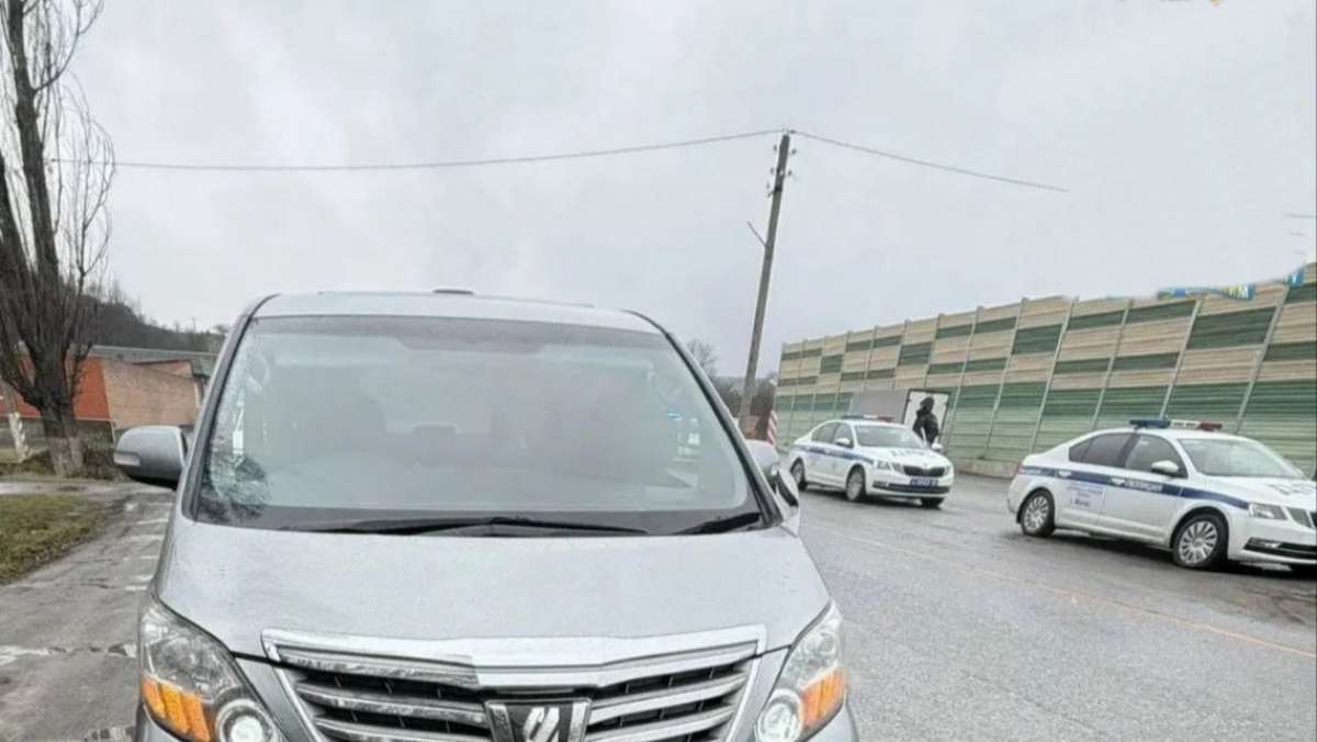 В Ингушетии сотрудники ГИБДД проверили транспорт с иностранными номерами