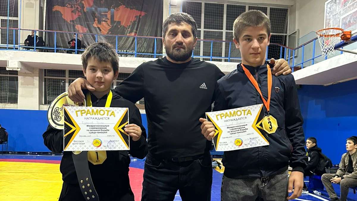 Борцы Малгобека завоевали «золото» и «бронзу» на турнире в Ставрополье