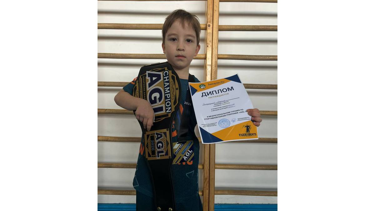 Грэпплеры из Яндаре стали призерами межрегионального турнира