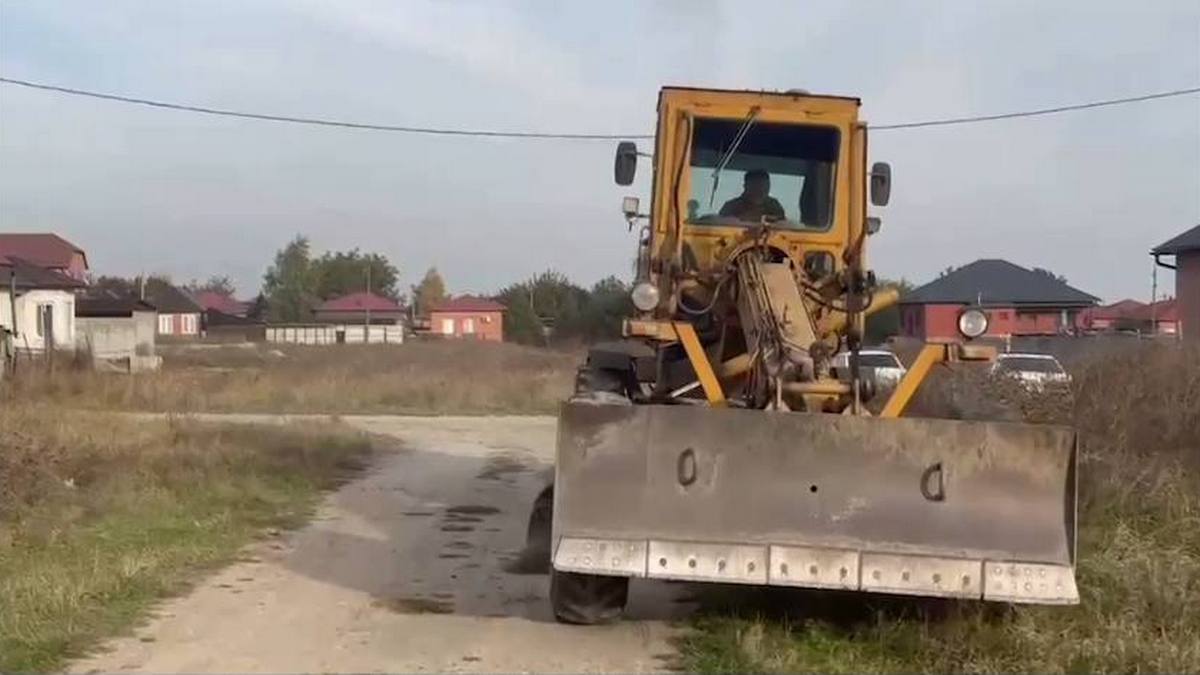 На улицах Галаева и Саутиева в Малгобеке готовят основание дорог