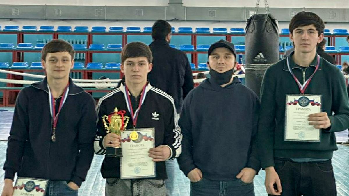 Пять боксеров из Долаково успешно выступили на Республиканском чемпионате