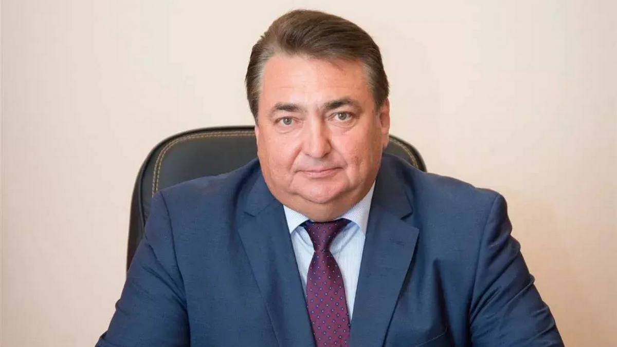 Калиматов поздравил премьер-министра Ингушетии с присвоением высокого звания
