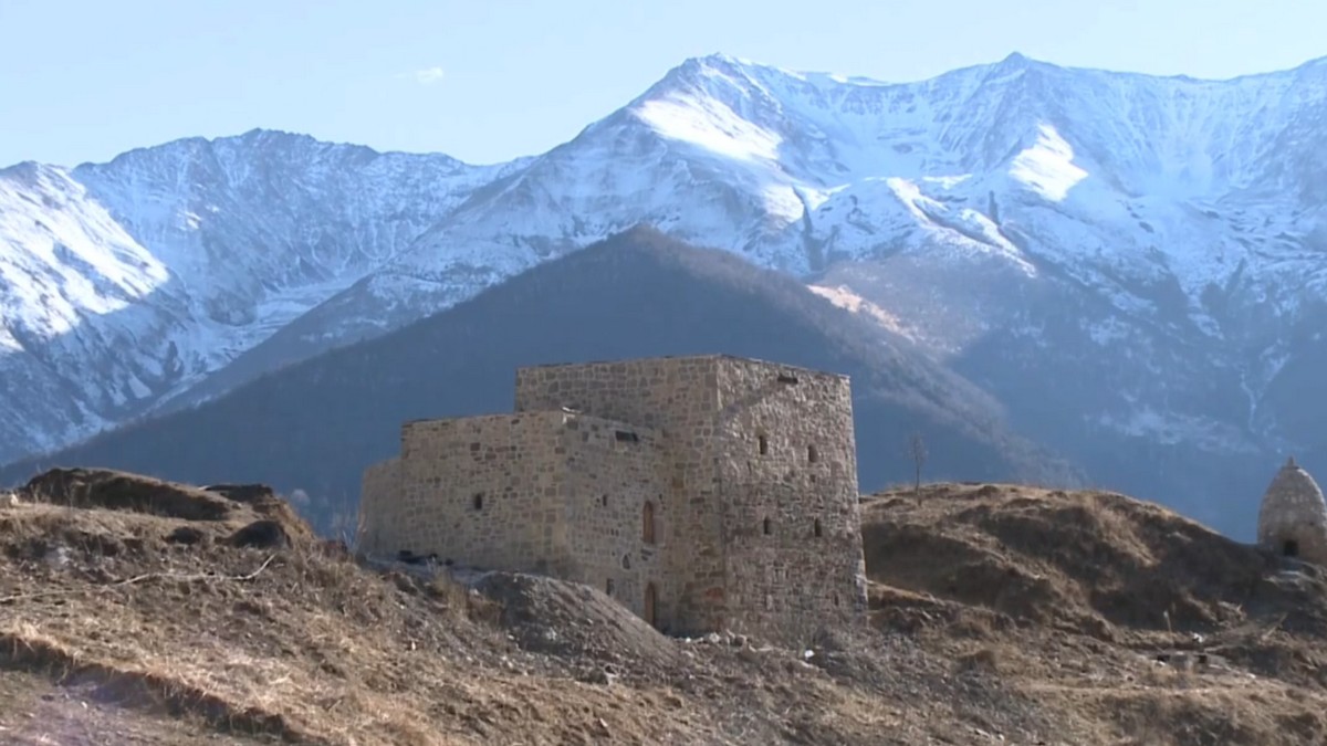 Новости Ингушетии: В Джейрахском районе открыт отреставрированный башенный комплекс «Тумги»